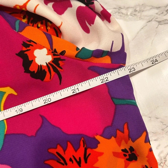 BUCKETLIST Floral Button Up Blouse - Picture 9 of 10